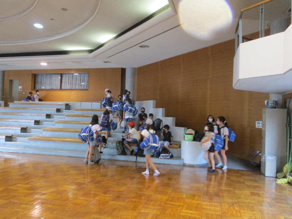 半田市立花園小学校